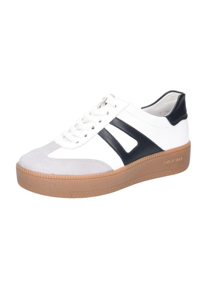 Schnürschuh in weiß