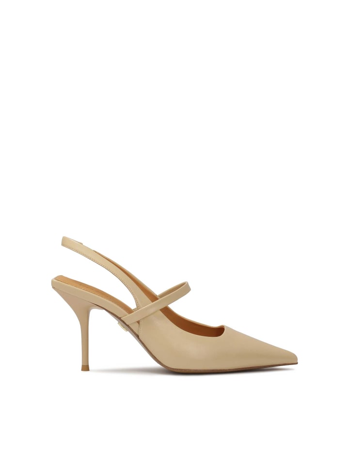 Pumps in Beige