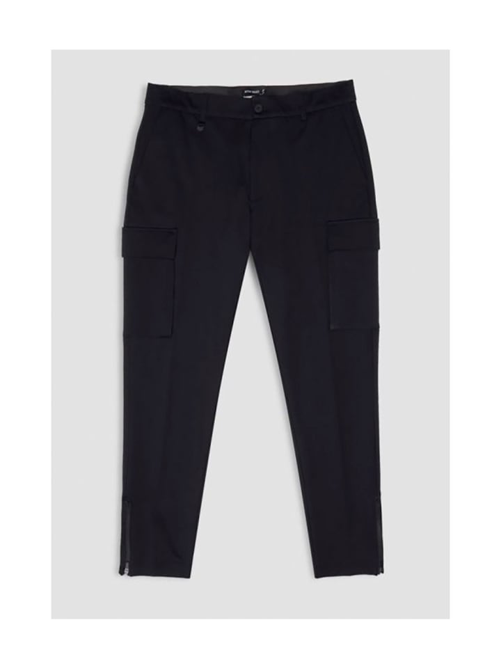 Hose in Schwarz