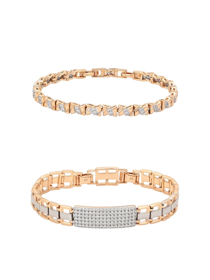 Women Bracelets Set in gold