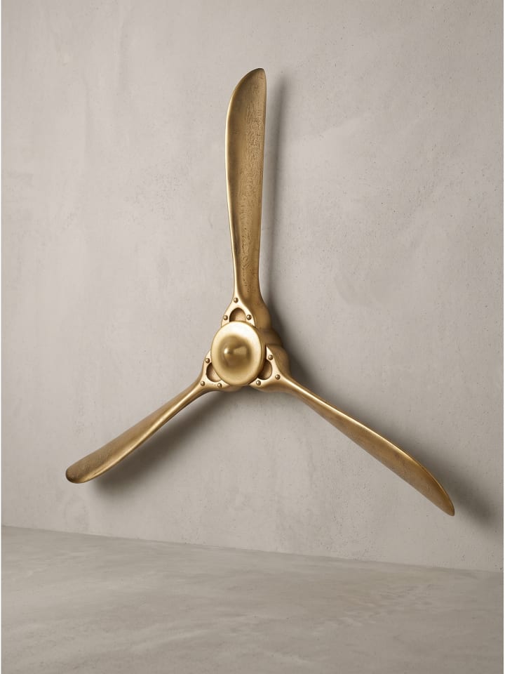 Wandpropeller organisch, Aluminium, handgefertigt, für Wohnzimmer in Gold
