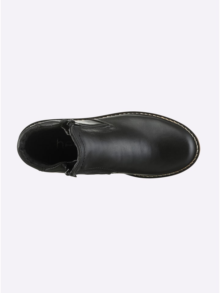 Stiefelette in schwarz