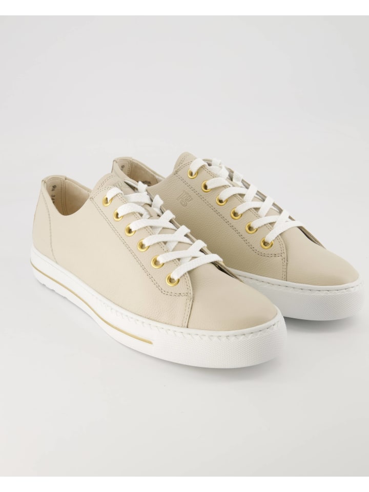 Sportliche Schnürschuhe in Beige