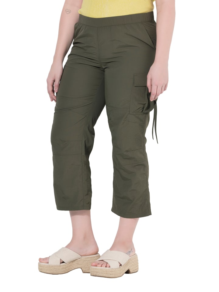 Cargohose in olivgrau