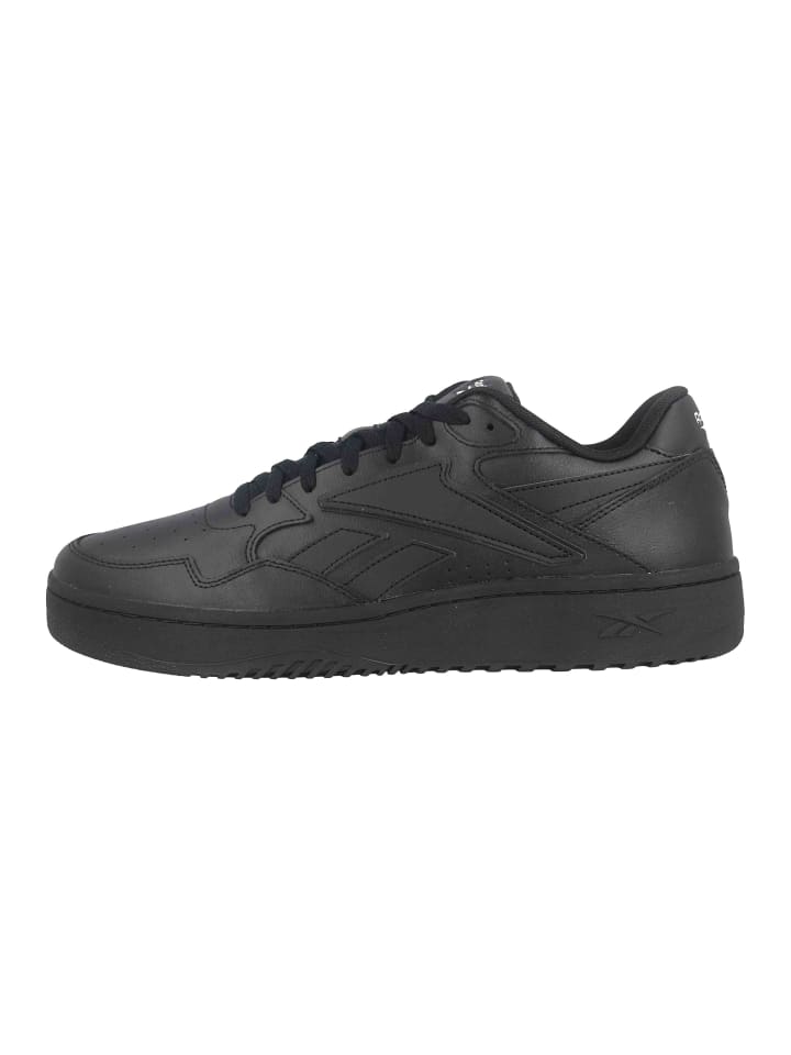 Sportschuhe in Schwarz