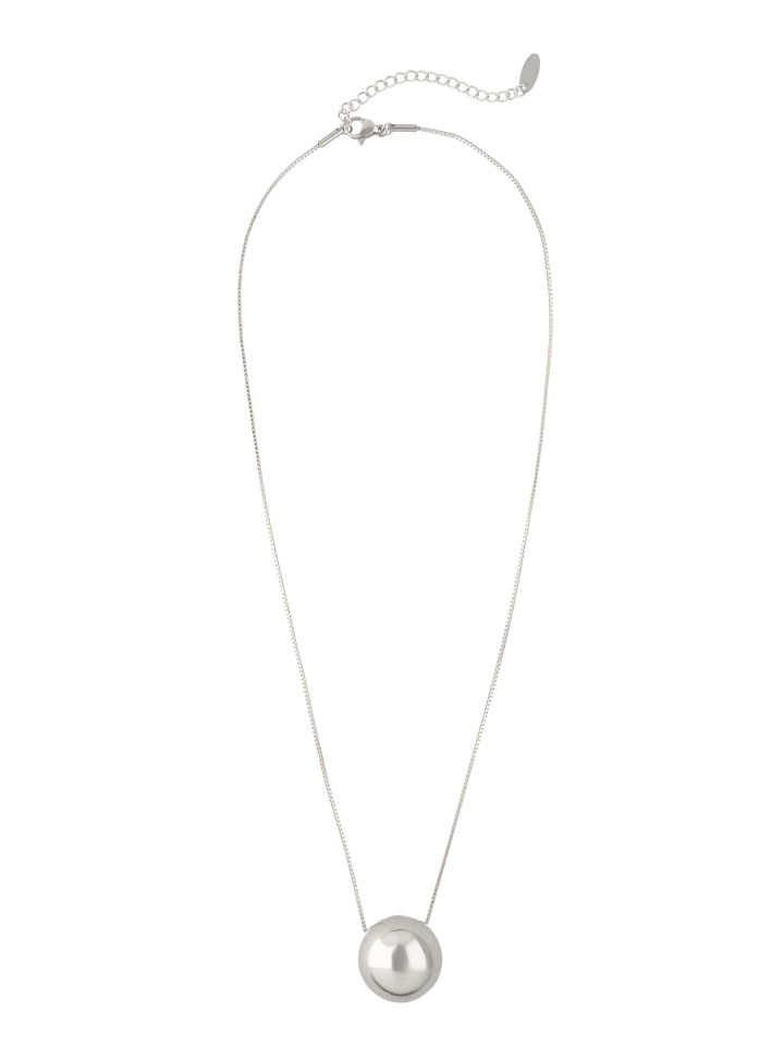 Women Necklace in Silver