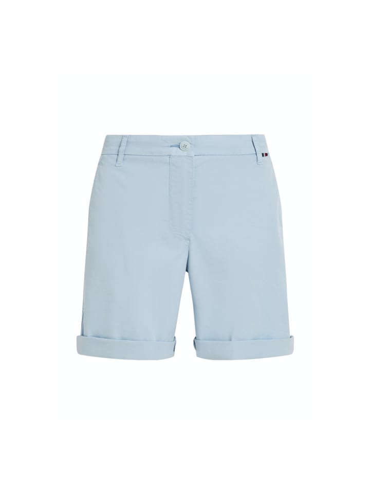 Short in breezy blue