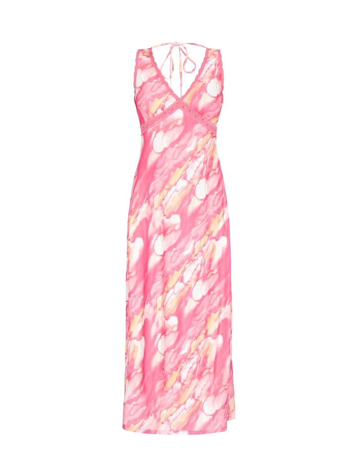 Women Dress in pink