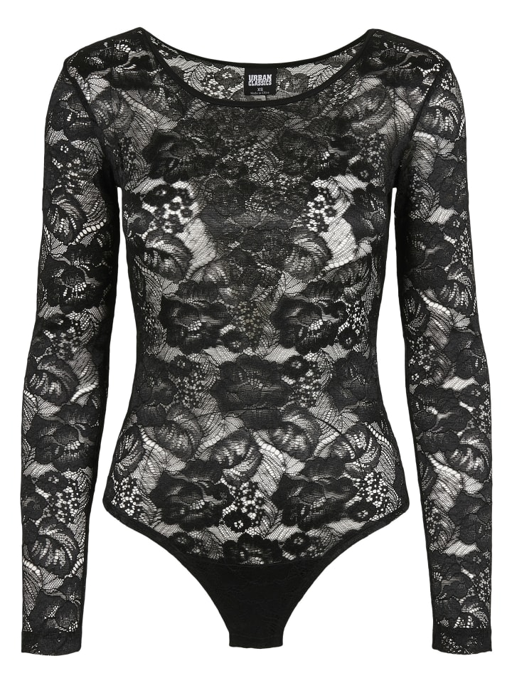 Body in black