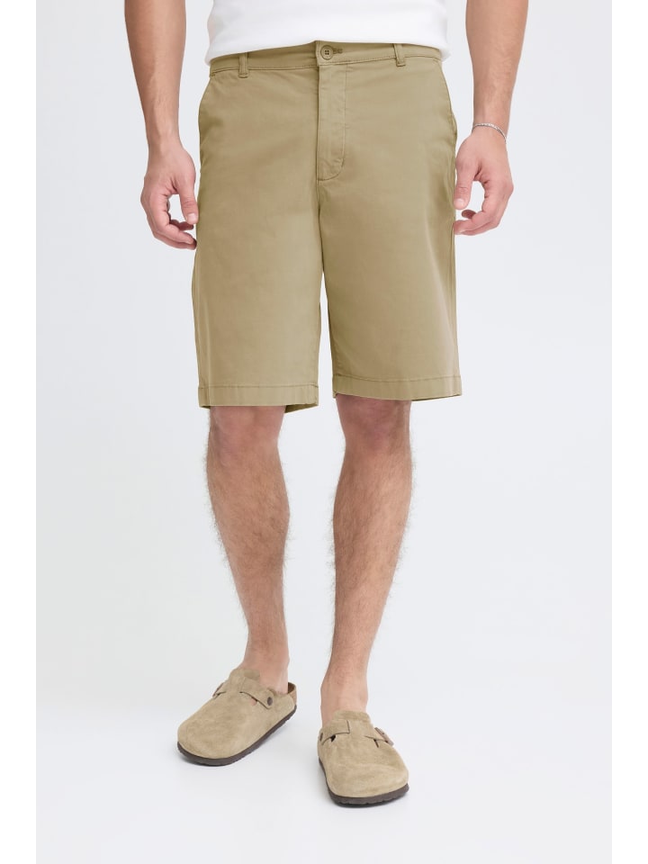 Chinoshorts CFBENNET in Grün