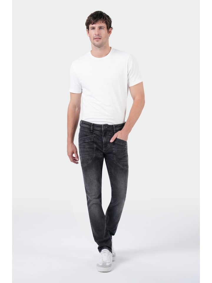 Peter Regular Exam Black