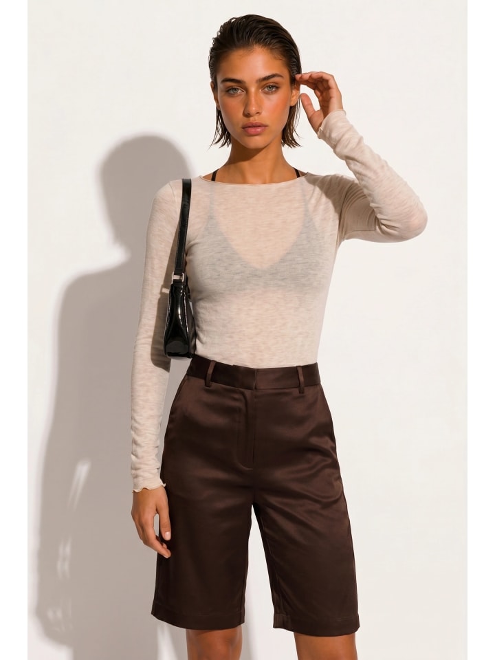 Blouse in Beige