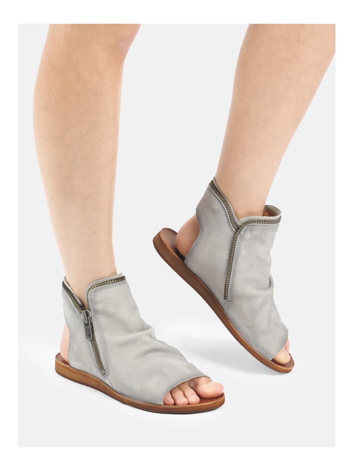 Sandalen Grau