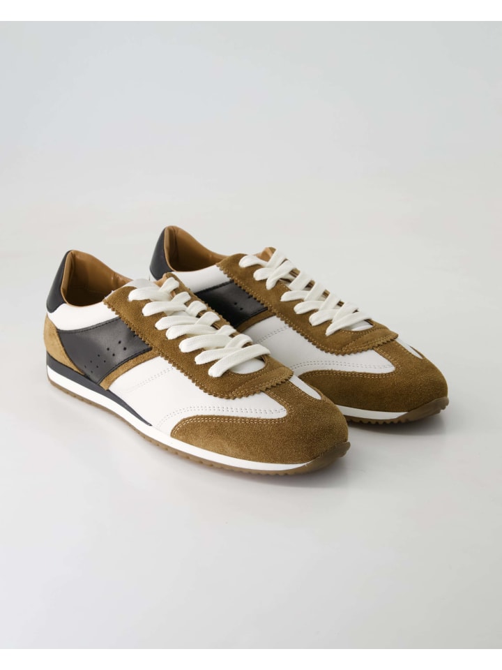 Klassische Schnürschuhe in Braun