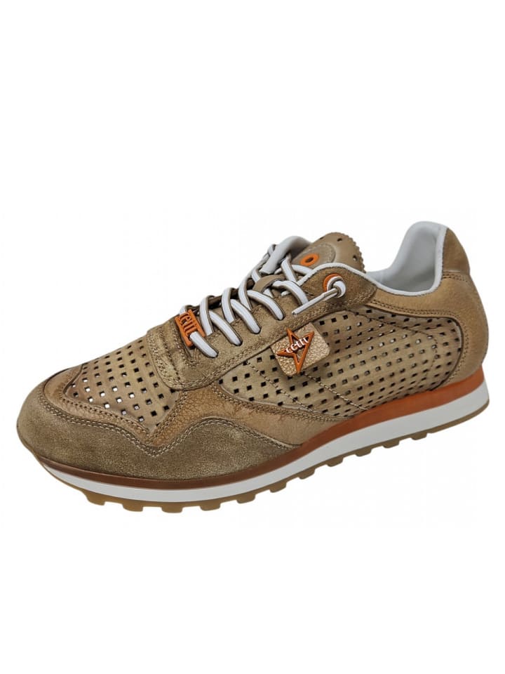 Sneaker in Braun