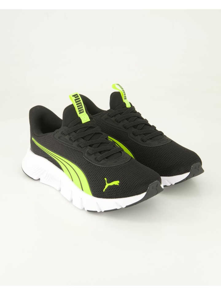 Sportschuhe in Schwarz