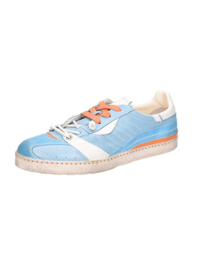 Sportlicher Schnürschuh in blau