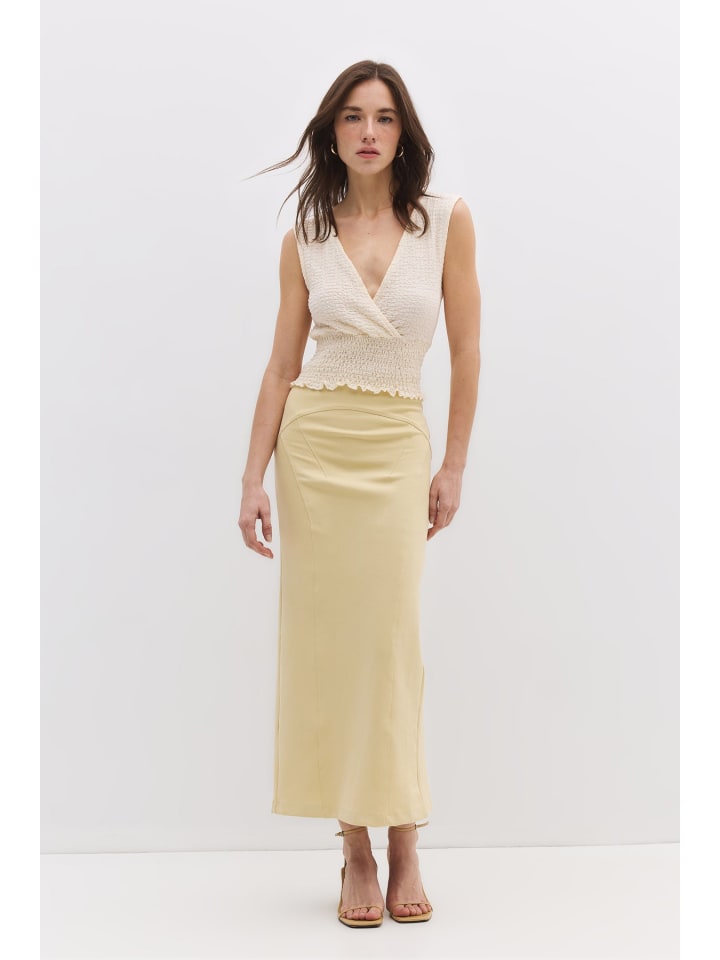 Blouse in Creme