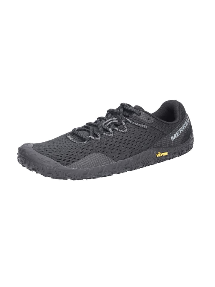 Schnürschuh in schwarz