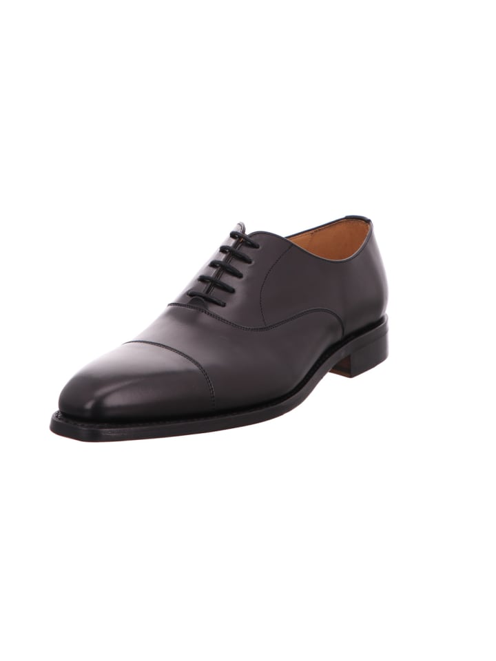 Schnürschuh in schwarz