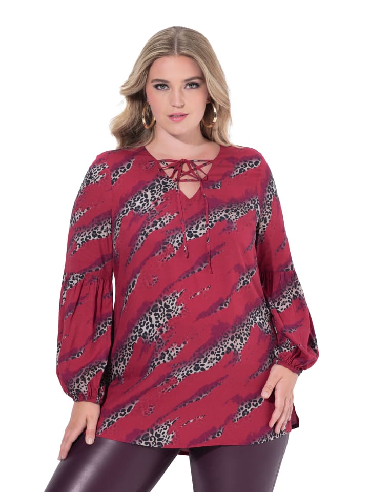 Bluse in weinrot