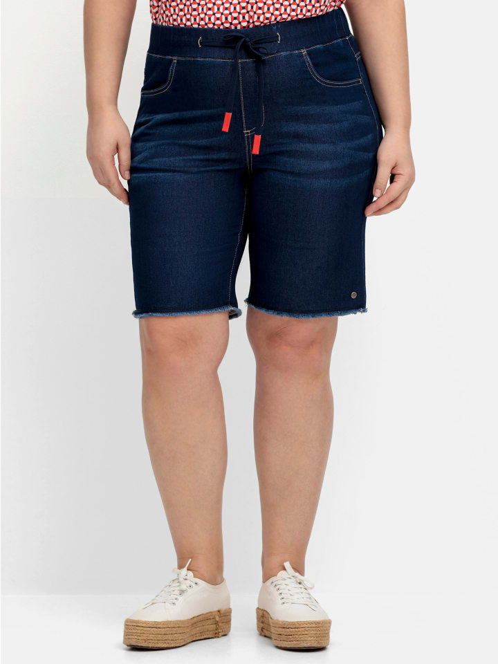 Bermudas in dark blue denim