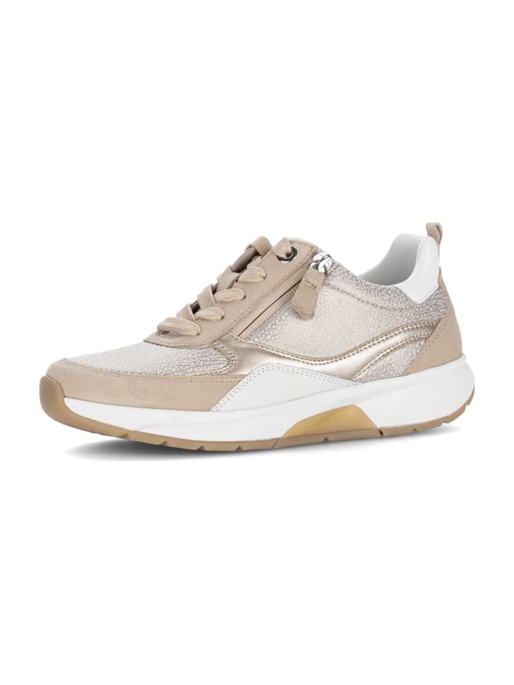 Sportliche Schnürschuhe in Gold