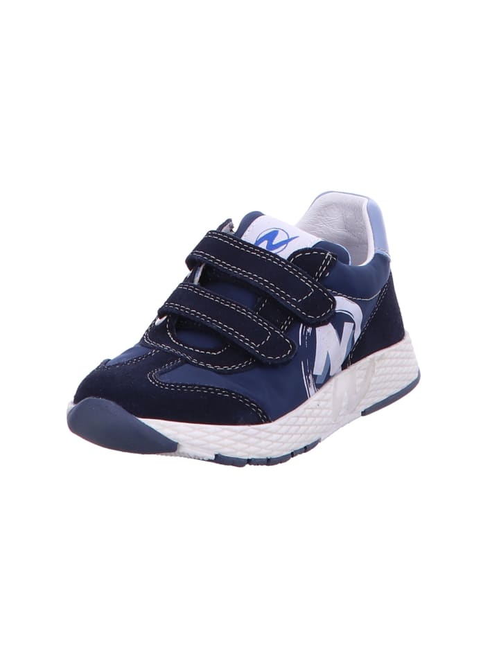 Sneaker in dunkelblau