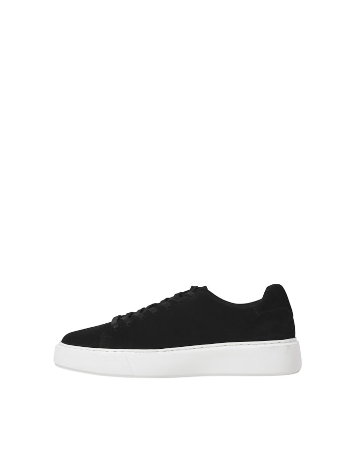 Sneaker in Black