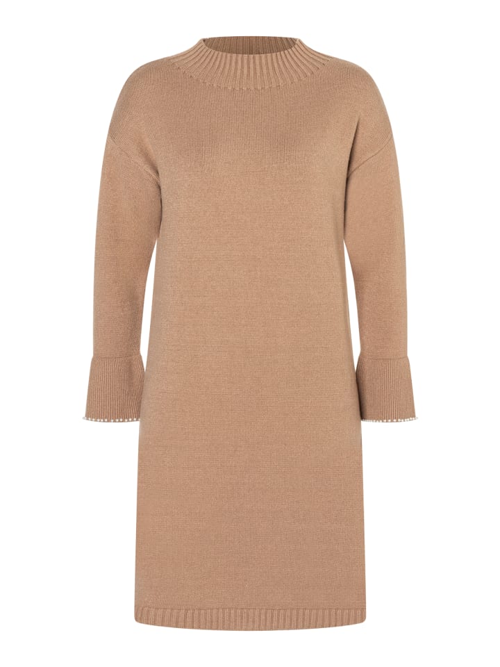softes, feminines Strickkleid in warm camel