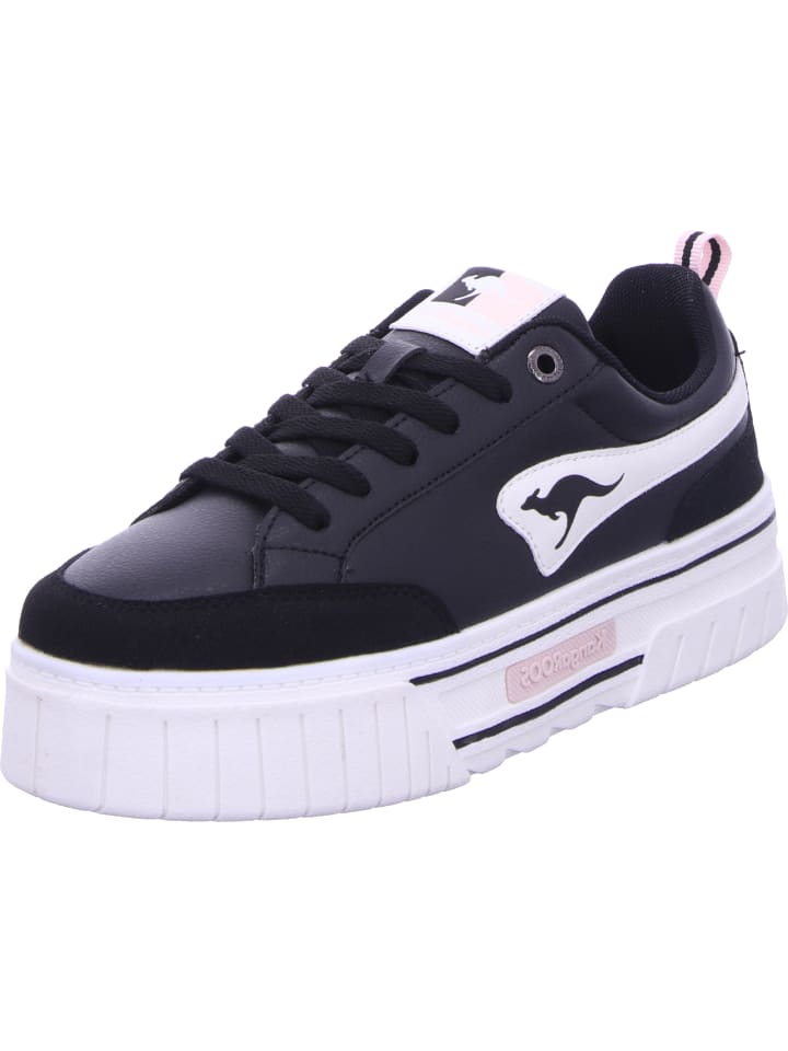 Sneaker in schwarz