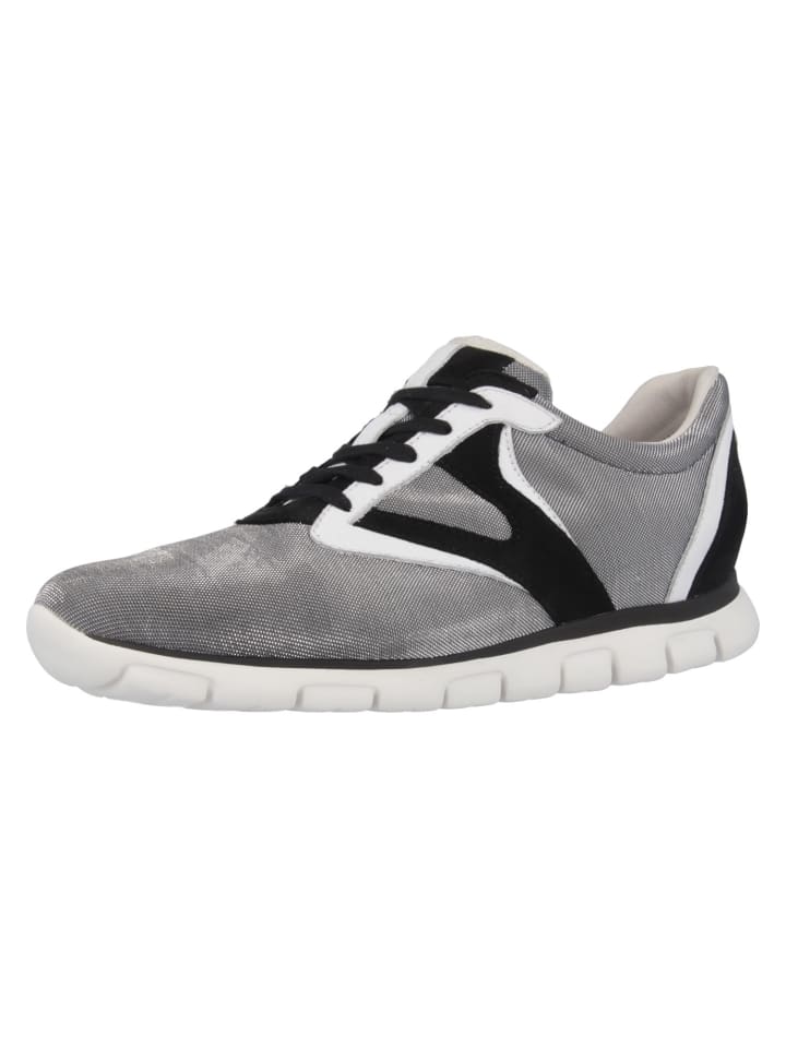 Sneaker in Grau