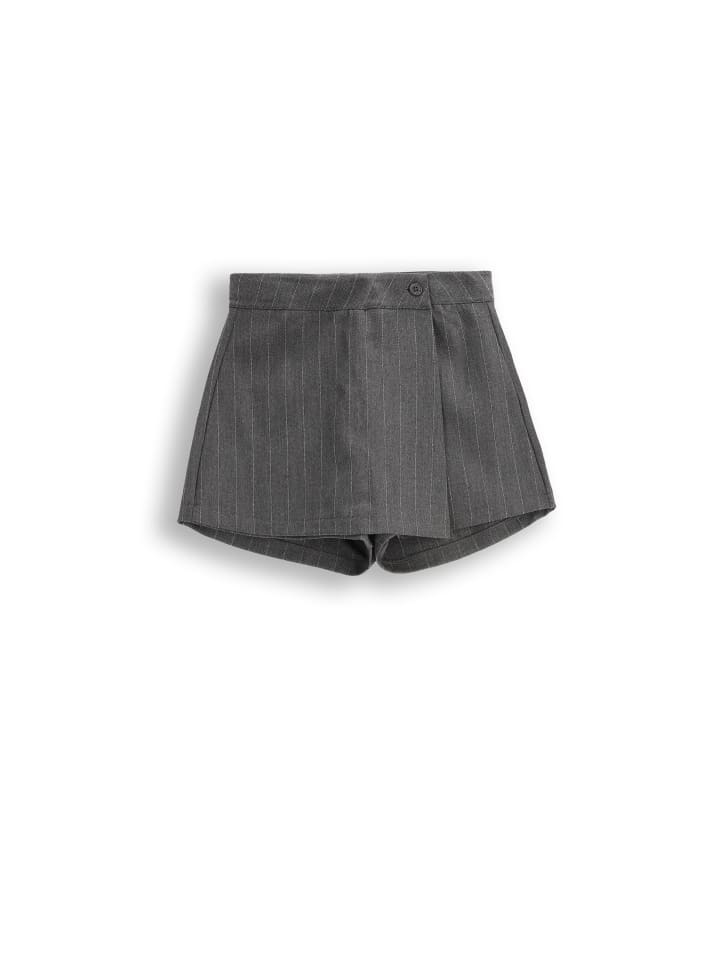 Rock-Shorts in grau