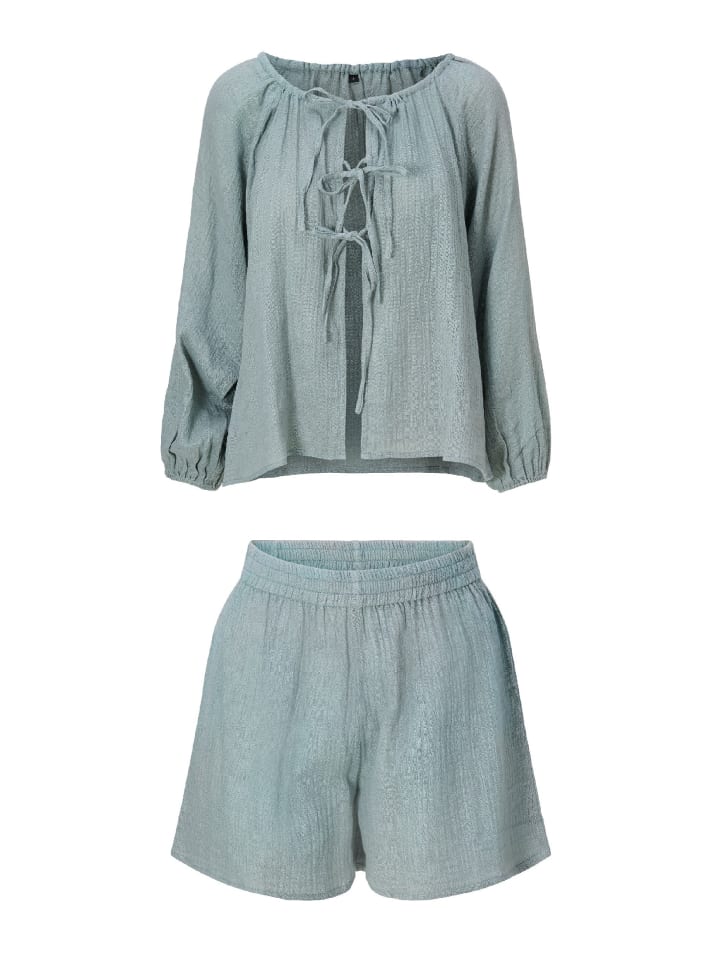 Top & shorts Eucalyptus