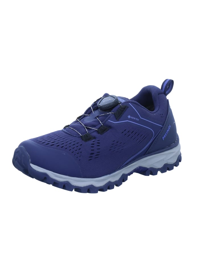 Sneaker in blau