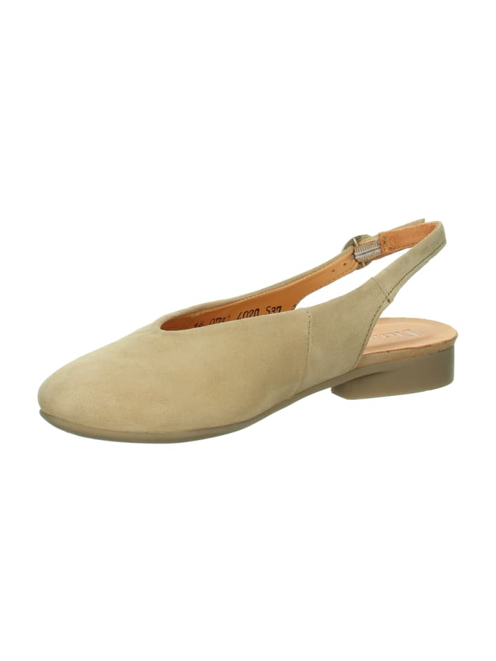Ballerinas in Beige