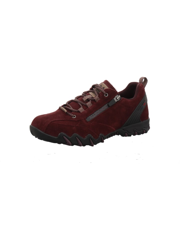 Sportlicher Schnürschuh in rot