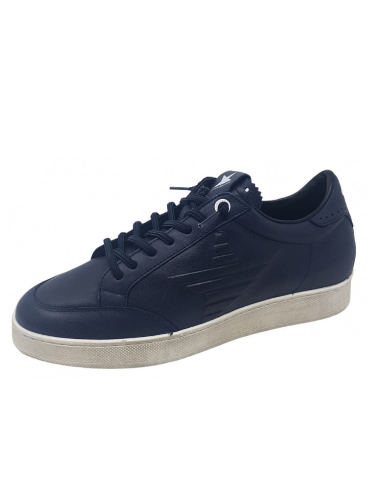 Sneaker in Blau