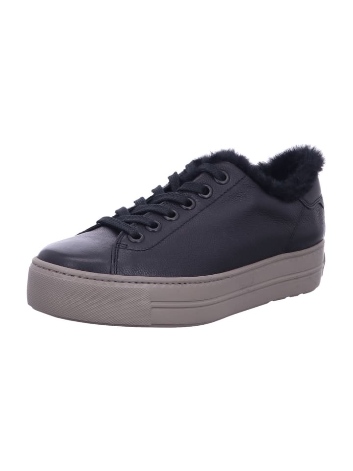 Sneaker Low in schwarz