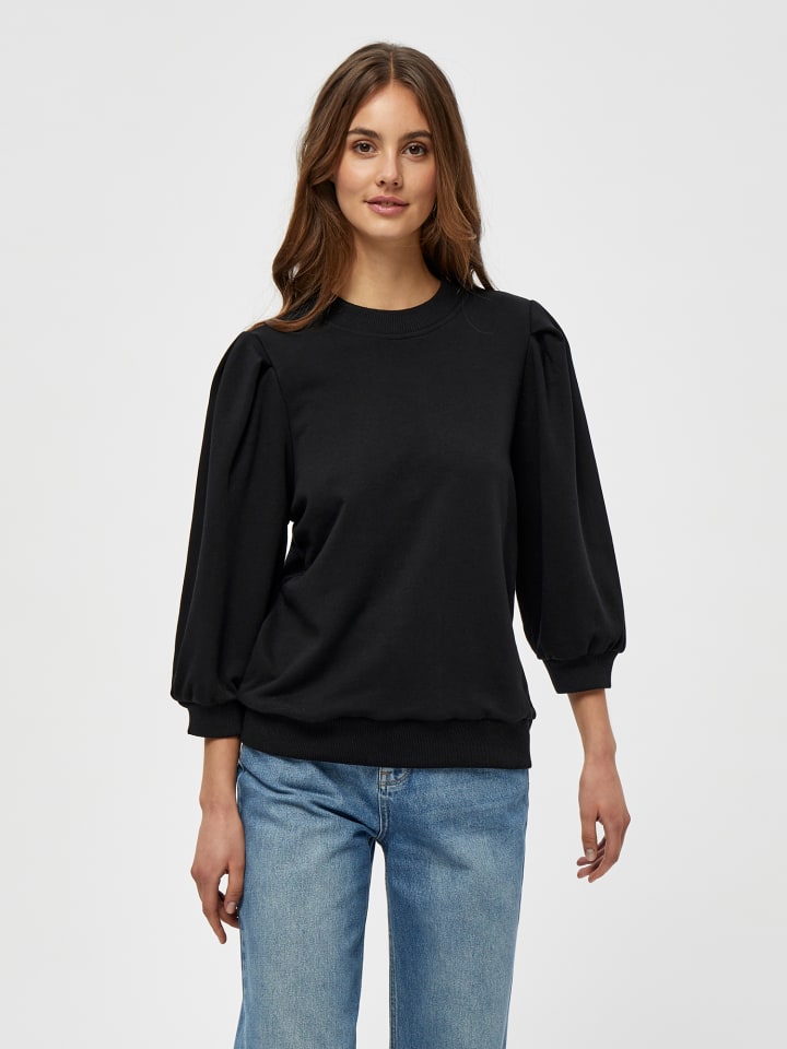 Sweatshirt in Black