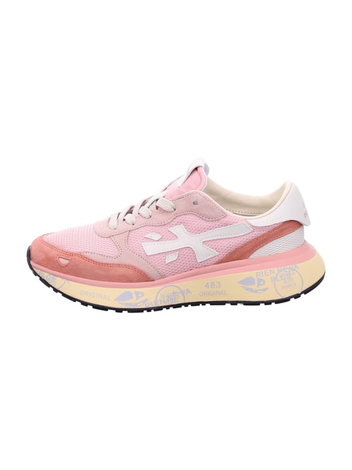 Sneaker Low in Rosa