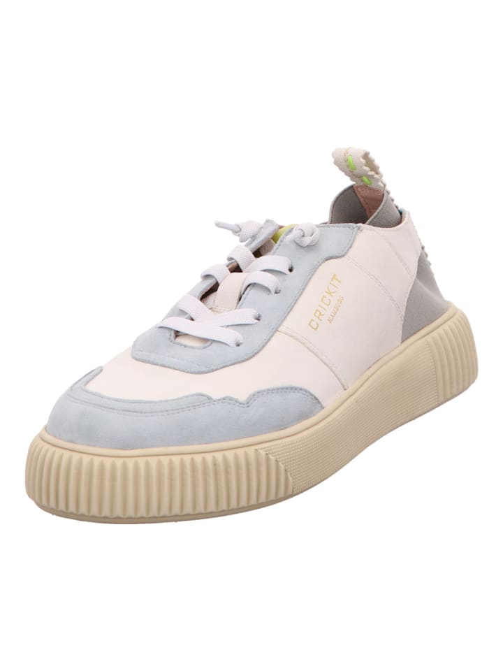 Sneaker in weiß