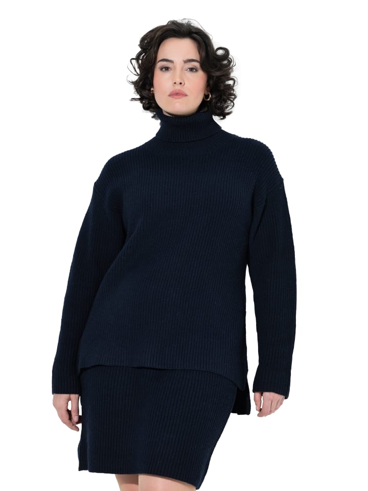 Pullover in marine