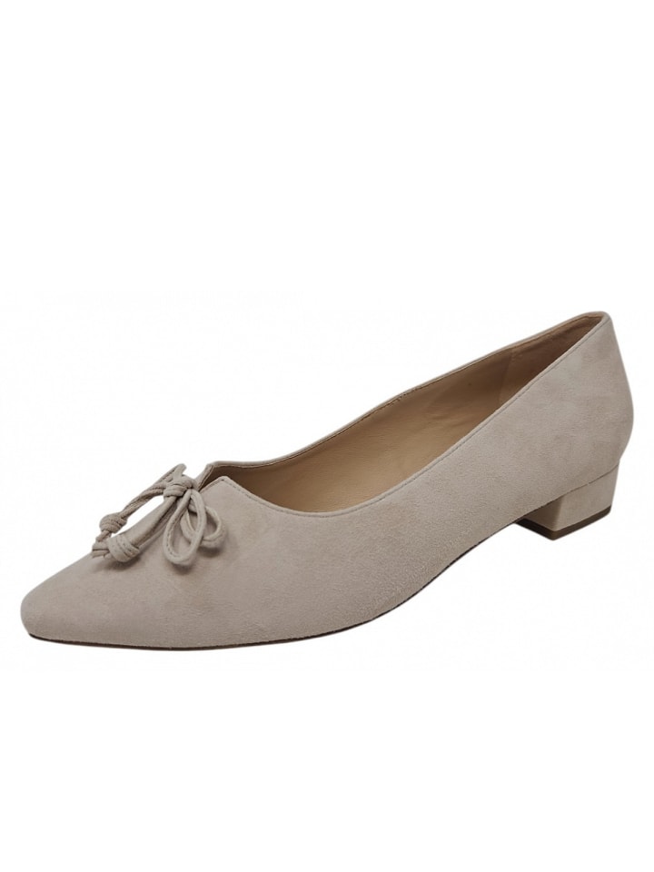 Pumps in Beige