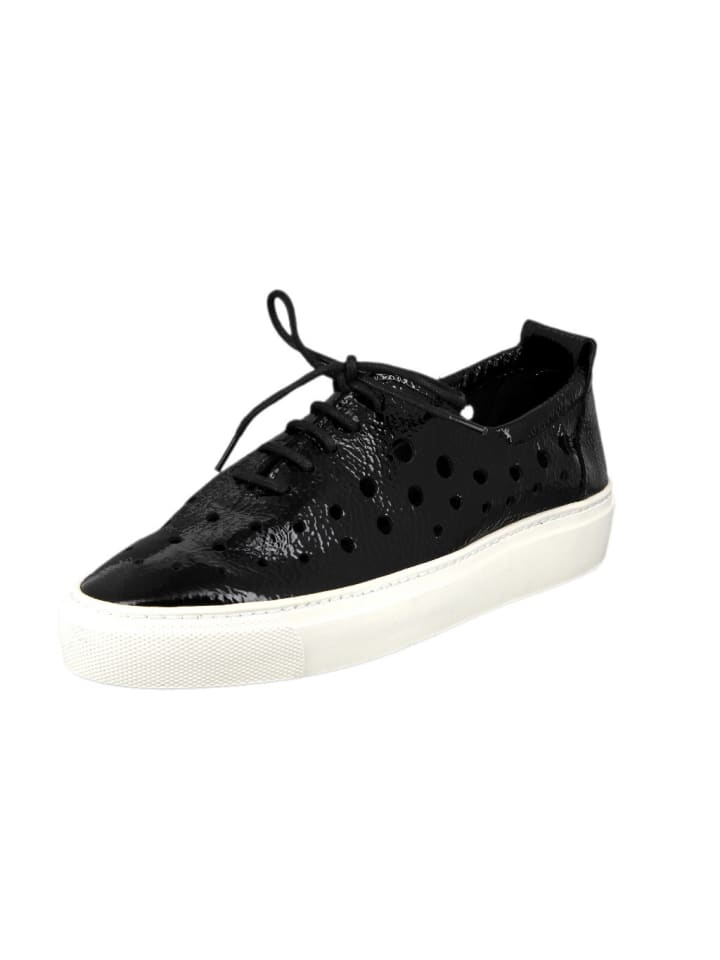 Schnürschuh in schwarz