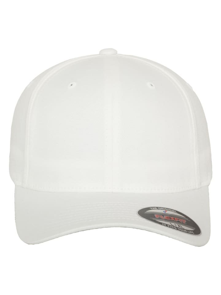 Flexfit in white