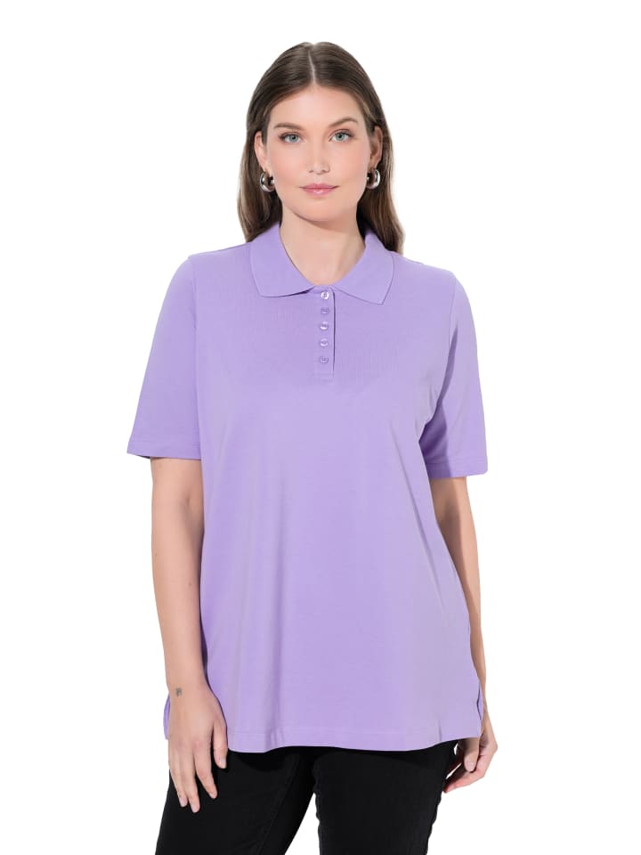 Poloshirt in blauer flieder