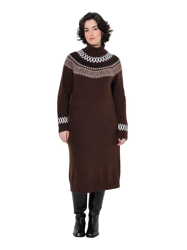 Strickkleid in mahagoni