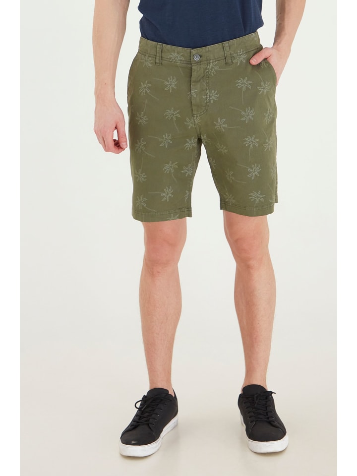 Chinoshorts BHWoven in Dunkelgrün