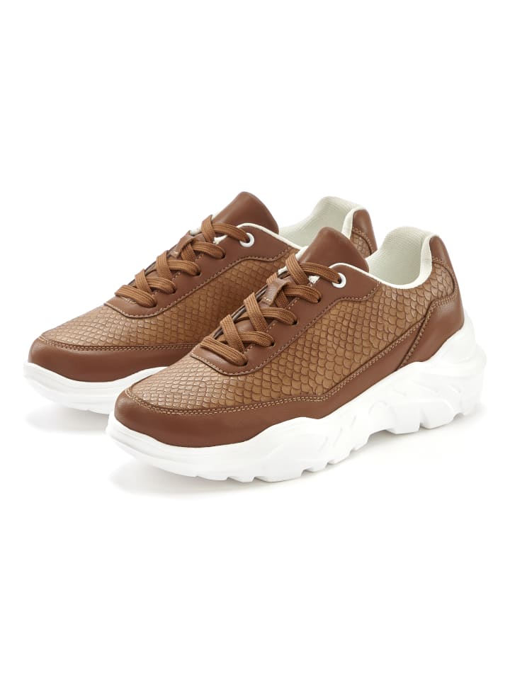 Sneaker in camelfarben